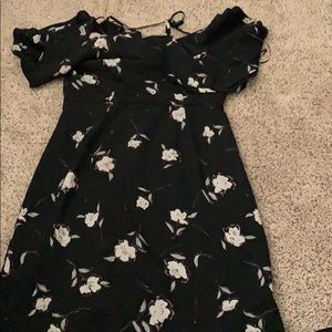 Sugar + Lips (upside down s)